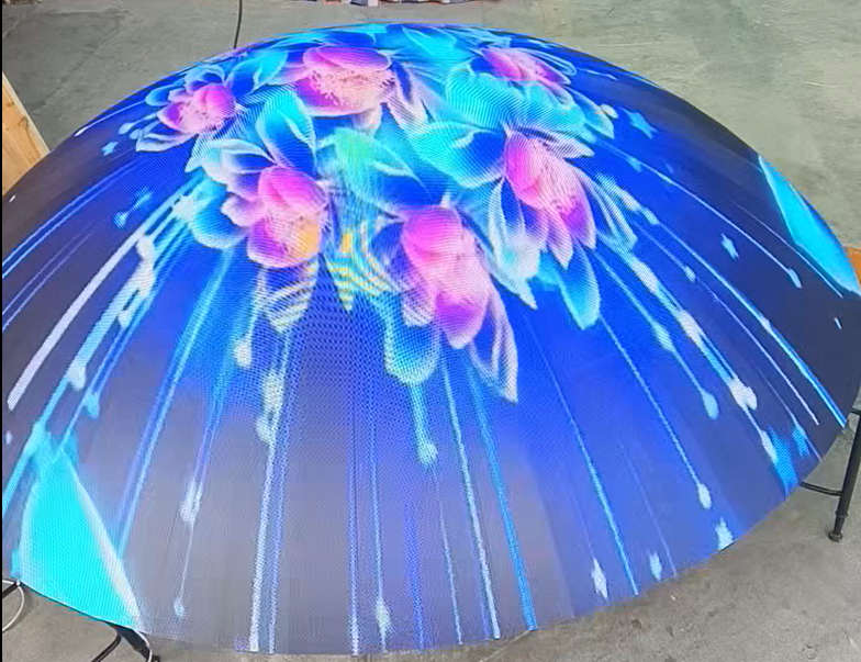 深圳鑫视博 1.5 米室内穹顶球形 LED 显示系统项目